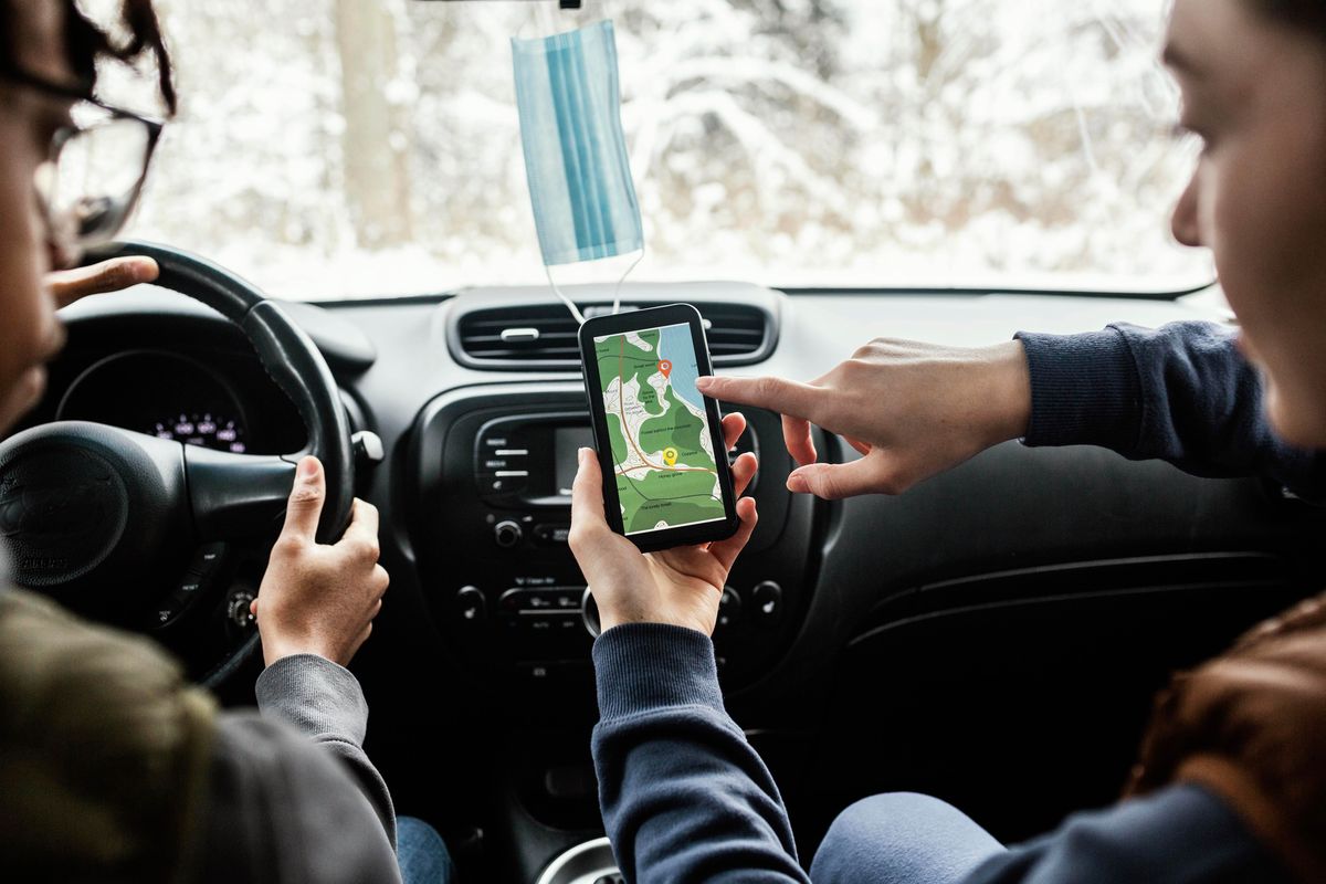 prowadzenie samochodu z wypozyczalni z nawigacja gps