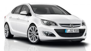 Opel Astra J Hatchback 2014 dla rodziny z dziećmi