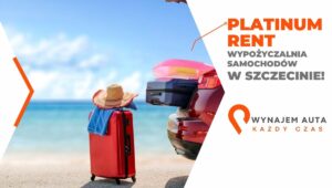 Na plaży stoi otwarty bagażnik samochodu, a obok walizka – przyszłość podróży to samochody autonomiczne.